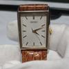 Б/у кварцевые часы SEIKO V701-5E20, рабочие