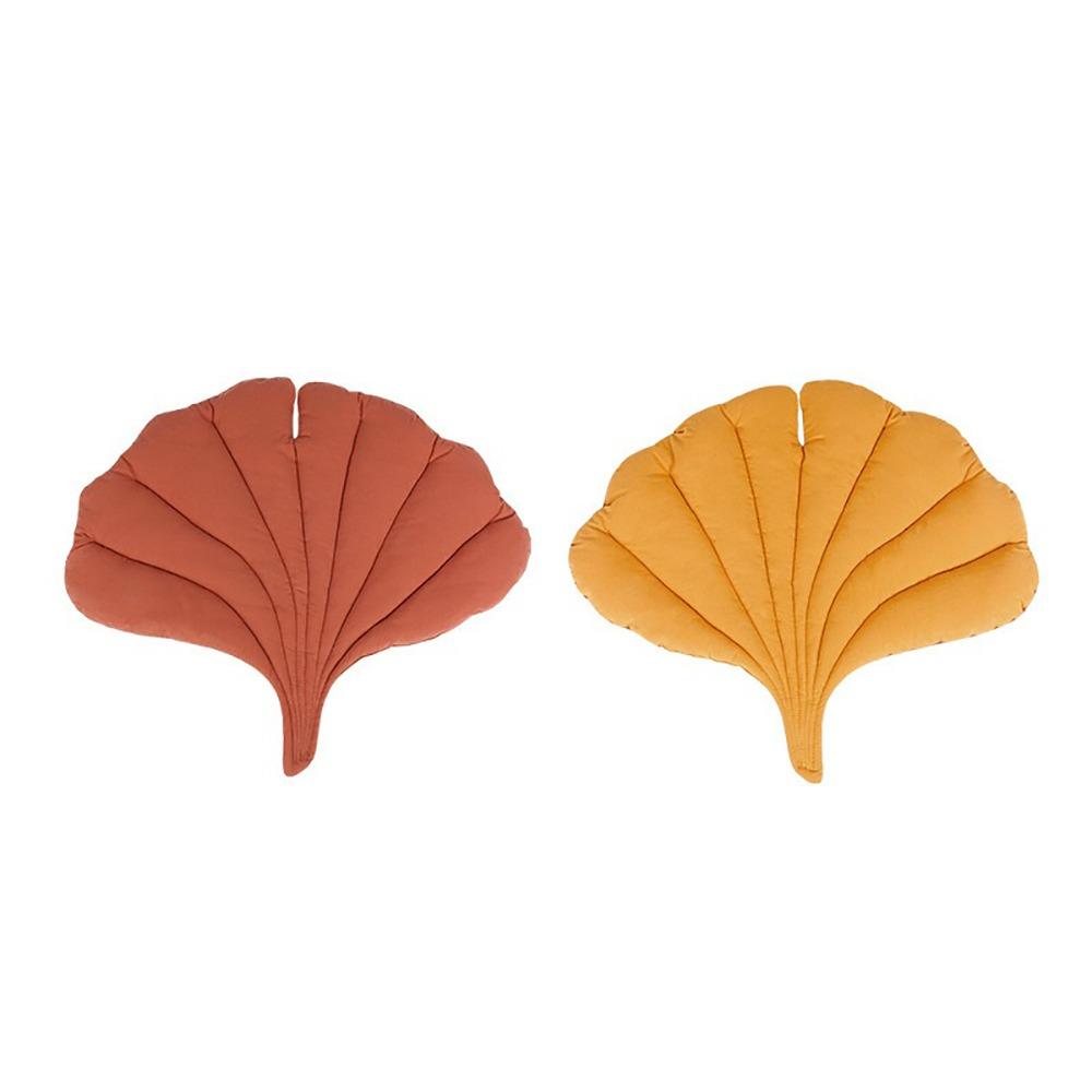 Leaf Shape Cat Bed Double-Sided Available Pet Supplies Hot Seat Cushion for Cats Puppy