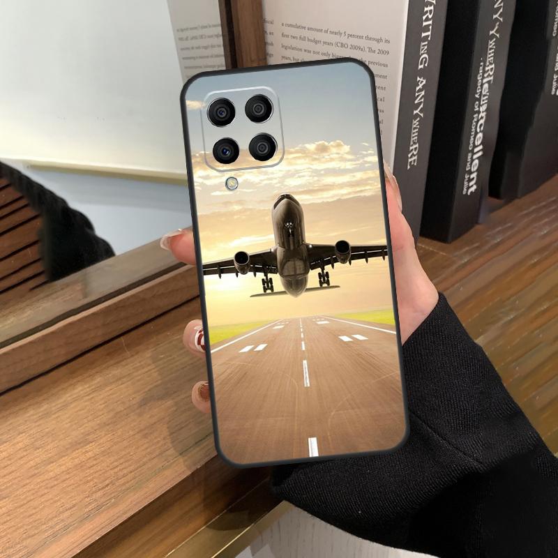 Чехол для телефона Samsung Galaxy M13 M23 M33 M53 M21 M31 M51 M30s M20 M12 M32 M52 M14 M34 M54 с изображением самолета