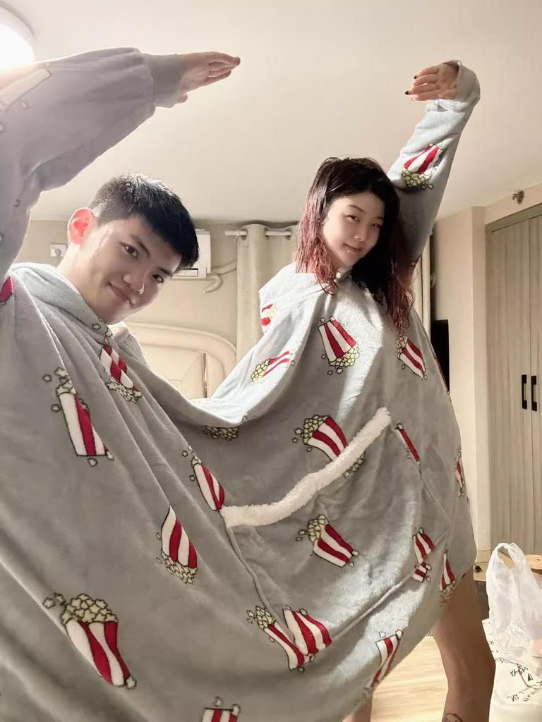 Popcorn One-Piece Pajamas: Cozy Velvet Couple's Hooded Sweatshirt for Autumn & Winter