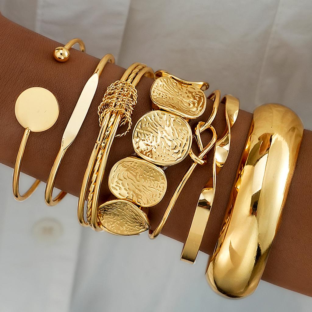 7Pcs Gold Color Twisted Geometric Bangle Set For Women Fashion Chunky Wave Bracelet Boho Jewelry For Party Daily Wear Gifts 2026
