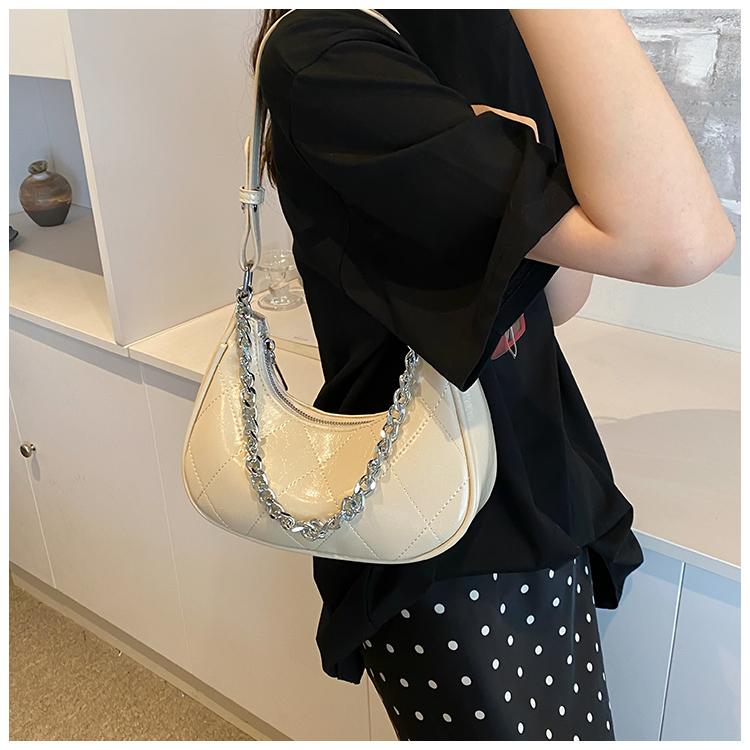 Сумка подмышкой для женщин, новый модный дизайн, цепочка, одно плечо, сумки через плечо, темперамент, дорожные сумки красного цвета в форме полумесяца