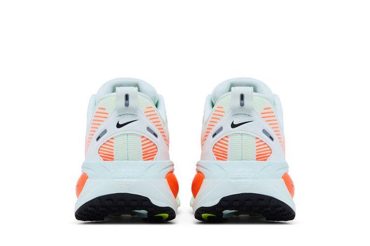 Nike Vomero 18 Едва Зеленый Гипер Малиновый