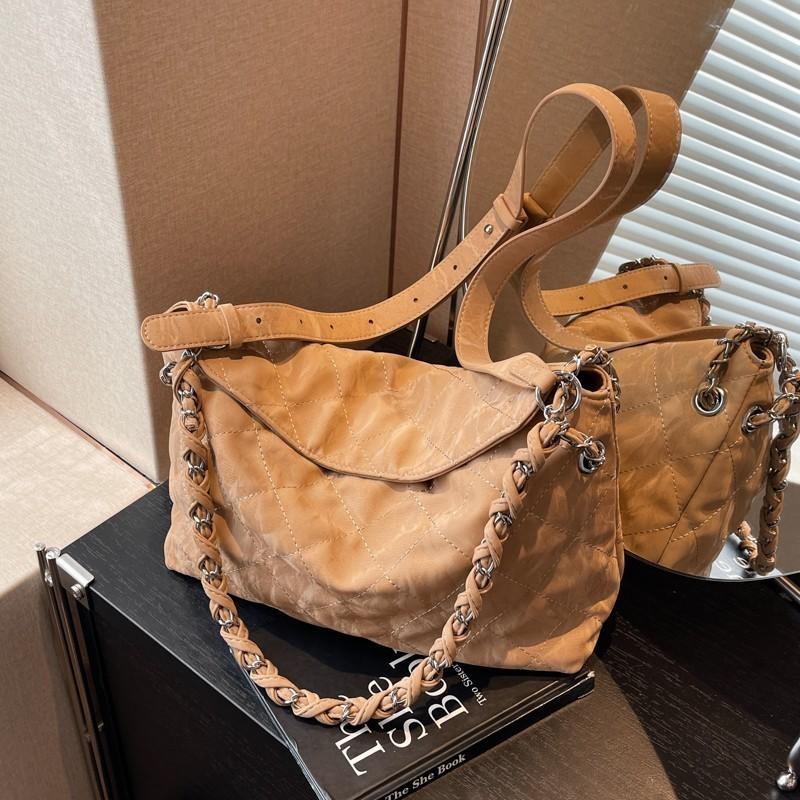 IELGY Women's Vintage Folded Premium Underarm Bag, Fashion Travel Bag, Large Capacity Shoulder Bag