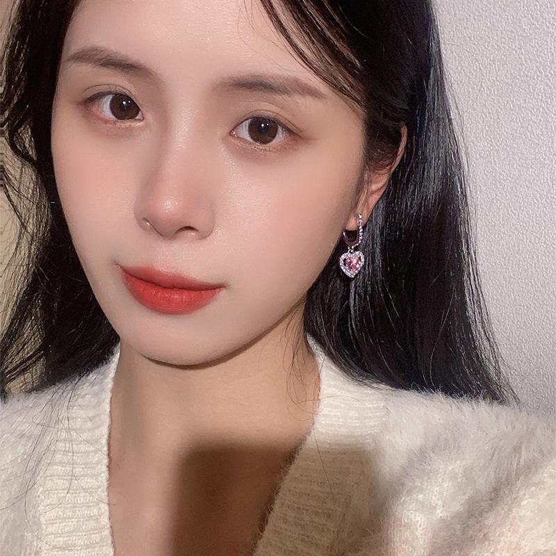 Ins Light Luxury Full Of Diamonds Цирконий Love Серьги Женский Темперамент Универсальные Нишевые Высококачественные Серьги-гвоздики Серьги в стиле знаменитостей