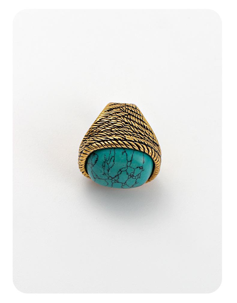 Винтажное состаренное французское кольцо с драгоценным камнем для женщин: Изысканный, Высококлассный, Легкая Роскошь, Вдохновляющая Элегантность в Стиле INS.