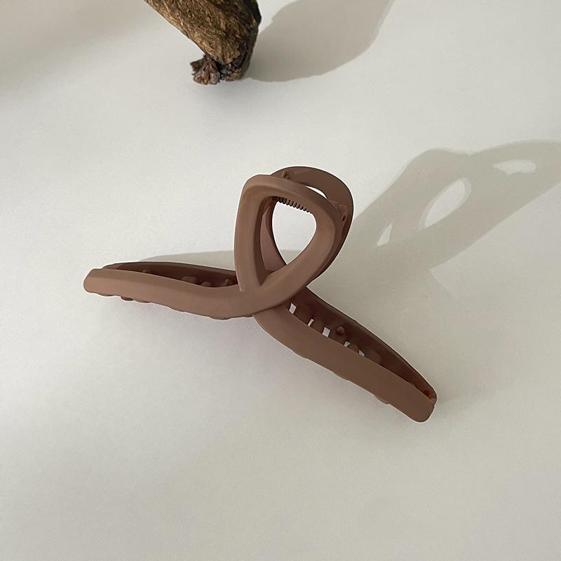 Большая женская шпилька высокого класса: Новая модель Shark Clip 2025 года на осень/зиму