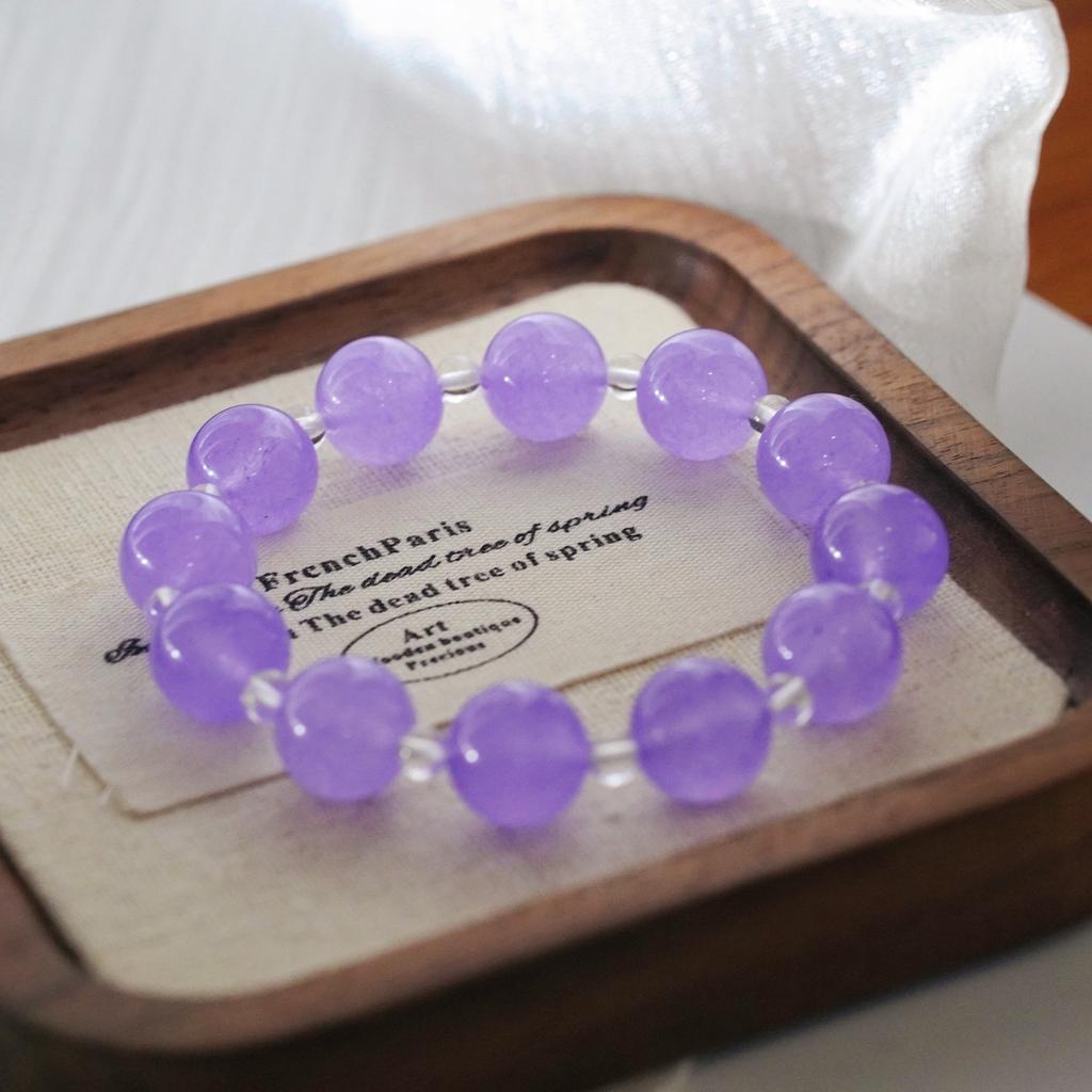 Violet Jadeite Quartzite Natural White Crystal Design Bracelet Bracelet.