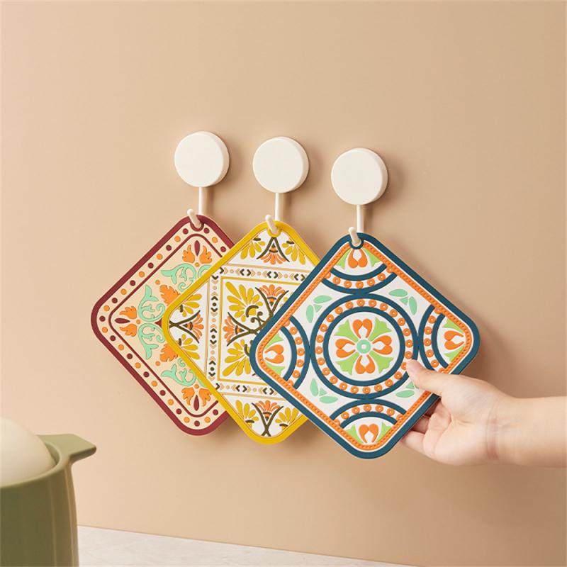 Натуральная пробка Круглый коврик для чашки Подставки для напитков Теплоизоляция Узорчатый коврик для держателя горшка Для журнального столика Настольные кухонные принадлежности