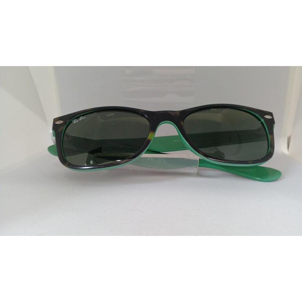 Б/у Солнцезащитные очки RAY-BAN RB2132 С небольшими царапинами