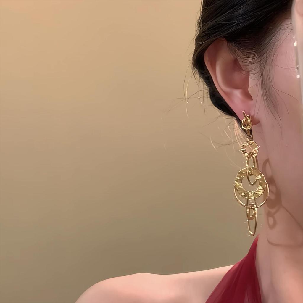 Серьги-подвески с геометрическим ажурным круглым кулоном 'Серебряная игла' в европейском и американском преувеличенном стиле для женщин.