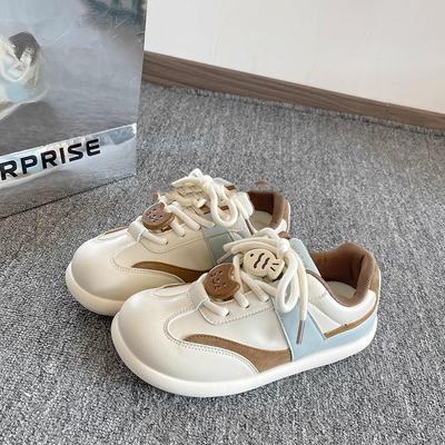 2025 весна новые толстоподошвенные немецкие тренировочные туфли женские модные универсальные повседневные спортивные туфли на мягкой подошве студенческие на шнуровке кеды