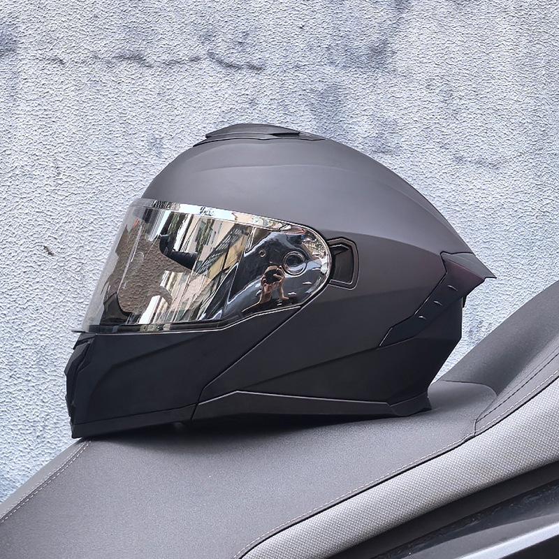 Motorcycle Helmet Men's and Women's Face-off Helmet Summer Locomotive Full Helmet Universal Safety In All Seasons