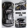 Масштаб 1/24, совместимый с моделью GTR, игрушечный автомобиль, игрушечный автомобиль из цинкового сплава со звуком и светом для детей, подарок для мальчиков и девочек