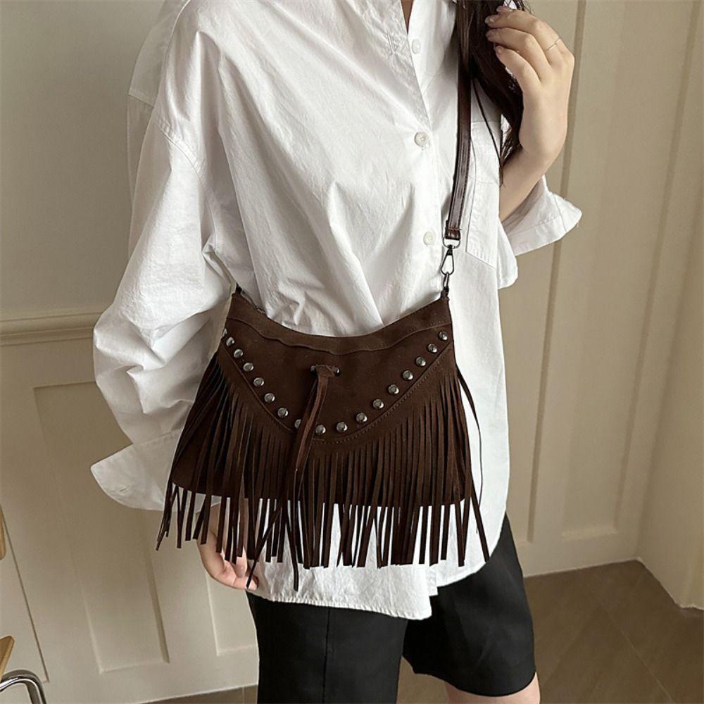 Korean Tassel Shoulder Bag Rivet Ethnic Style Handbag Casual Suede Crossbody Bag Women