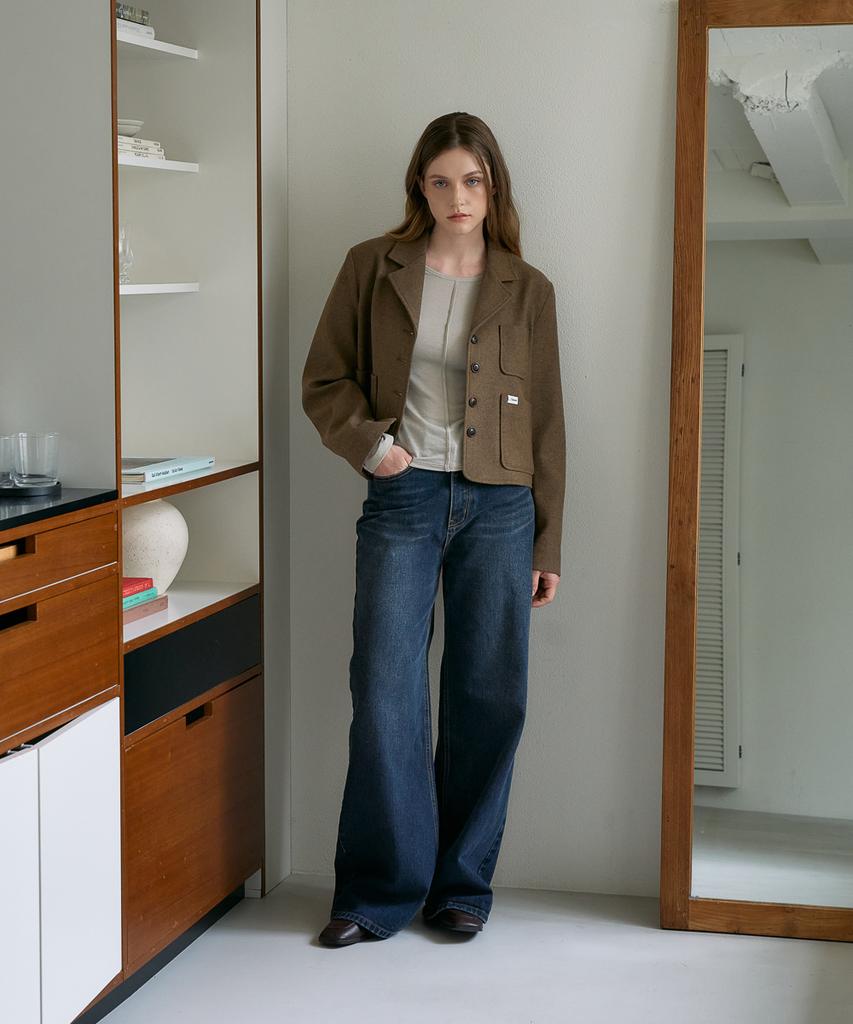DEHEVE Herringbone Tailored Wool Crop Jacket [Camel]