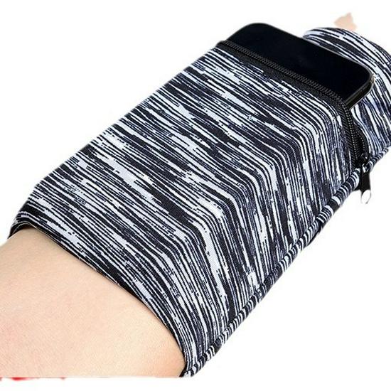 Universal Sports Arm Bag for Mobile Phones - Men's and Women's Outdoor Wrist Strap Sleeve.