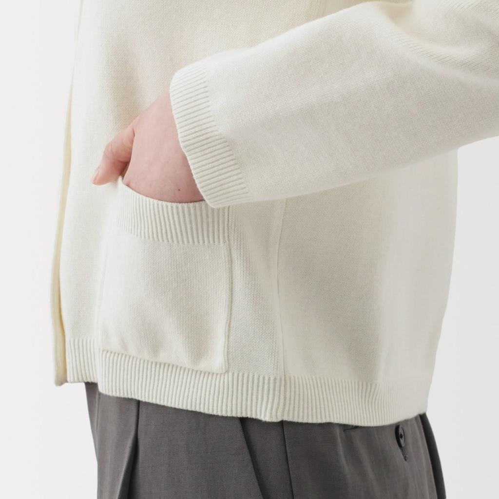 Женский кардиган вязаный машинной вязкой с круглым вырезом, MUJI, цвет молочный, размер S (BA1Q4A5S)