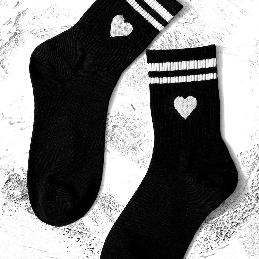 3/5/10/20 Pairs Women's Crew Socks Black Socks, Heart and Stripes, Comfortable, Breathable, Moisture-Wicking