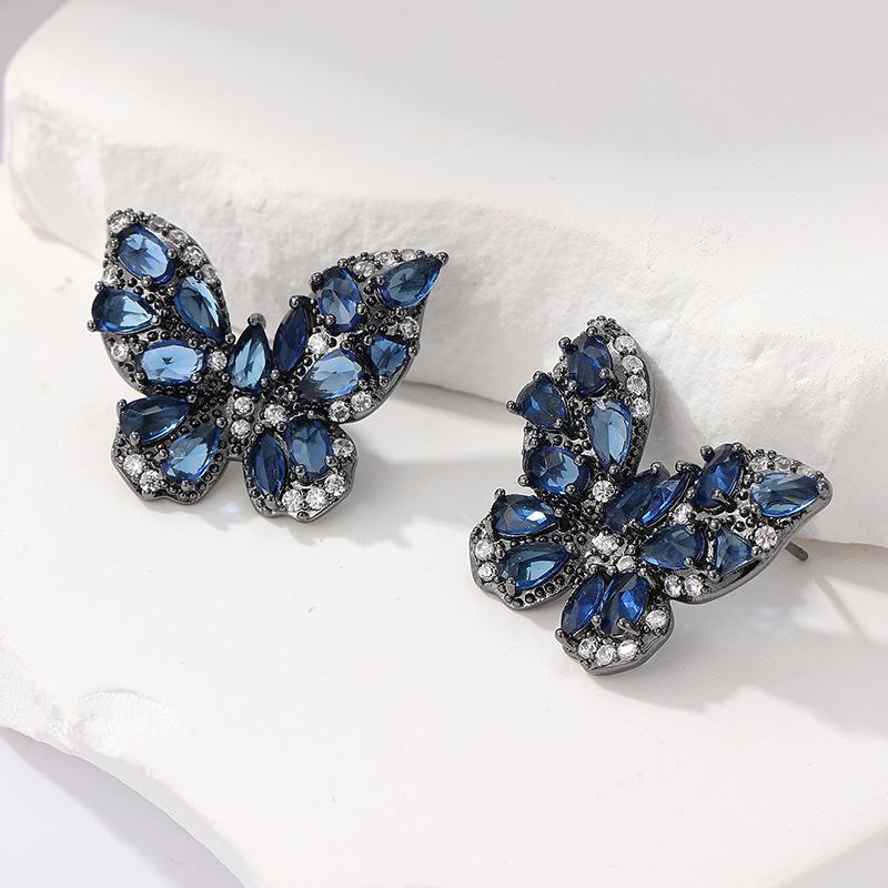 Изысканные блестящие инкрустированные синие синтетические циркониевые серьги-гвоздики в форме бабочки для женщин, элегантные ювелирные аксессуары