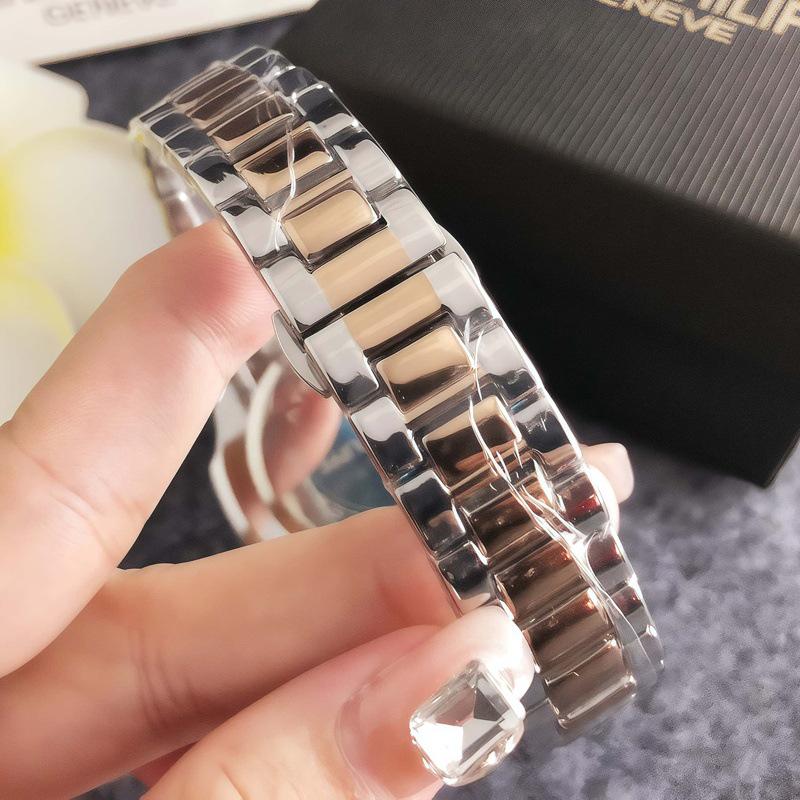 Ретро Квадратные Женские Кварцевые Часы в Корейском Стиле с Календарем - Модный и Универсальный Повседневный Дизайн для Студентов