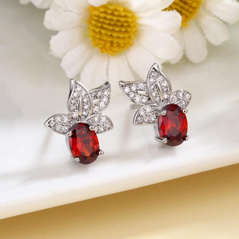 Изысканные серьги-пусеты в виде листьев рубина с циркониевой инкрустацией для женщин