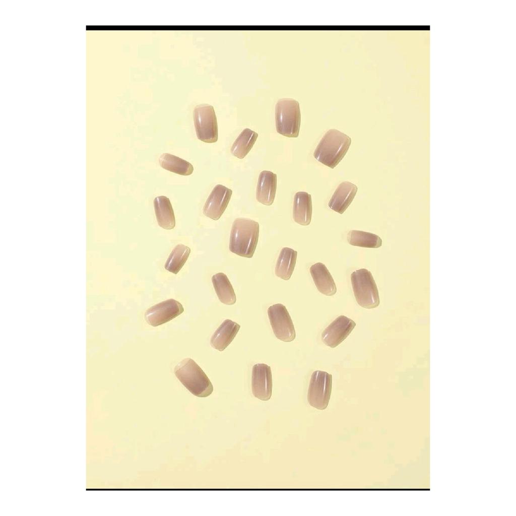 Набор из 24 накладных ногтей