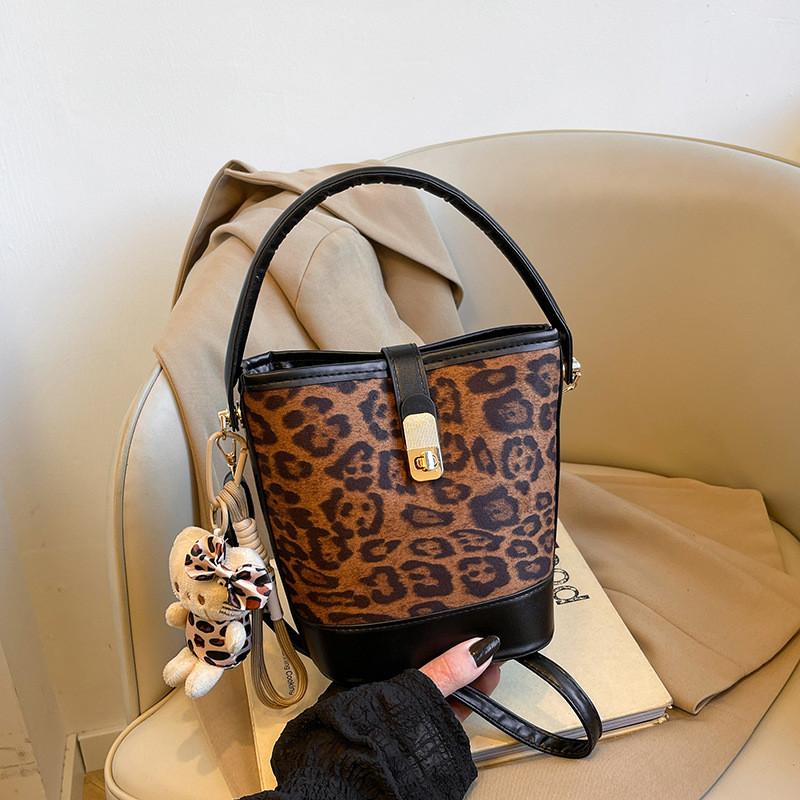 Trendy Black And Brown Color Block Bucket Bag Stylish Casual Design For Women