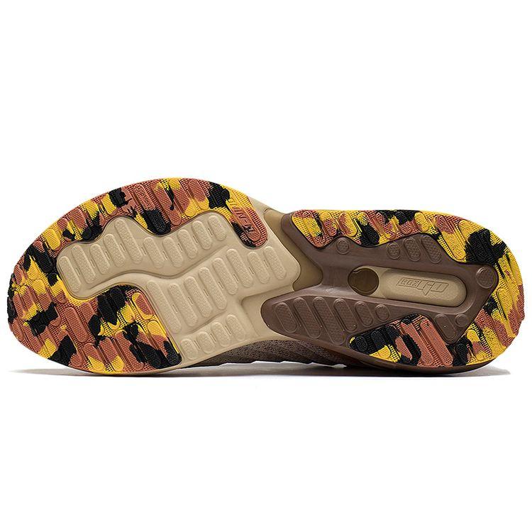 Li Ning Eazgo Reflective Comfortable Shock Absorbing Low Top Running Shoes Men Running Shoes Gray Brown ARES035-3