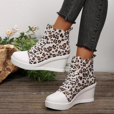 Сексуальные леопардовые туфли на танкетке на шнуровке из парусины Женские 2025 Осень Круглый носок Туфли на среднем каблуке Толстая подошва Ботильоны