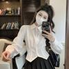 Белая винтажная рубашка с длинным рукавом женская узкая туника на пуговицах базовая блузка школьная с воротником-поло укороченная женская