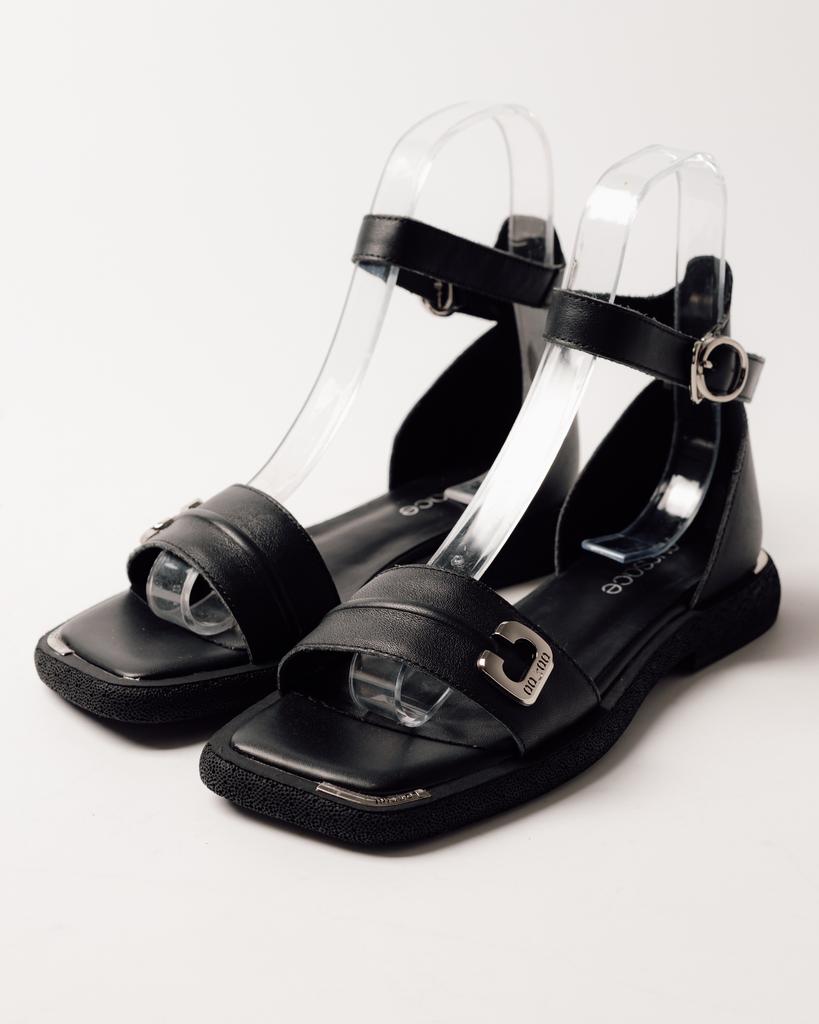 Босоножки на плоской подошве Lola Andy 139125 36 черные кожа