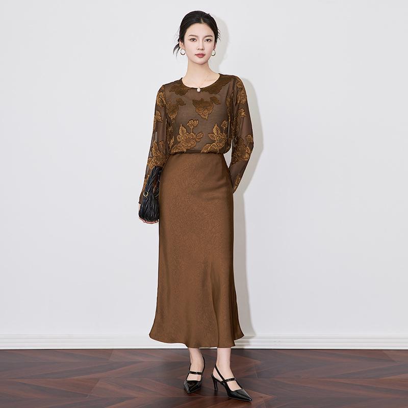 Elegant Georgette Cut-Out Long Sleeve Top - New Chinese Round Neck Style (2501209)