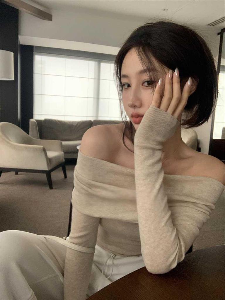 Women's Apricot One-Shoulder Knit Sweater: Soft, Long-Sleeve, Sexy Off-Shoulder Top for Autumn.