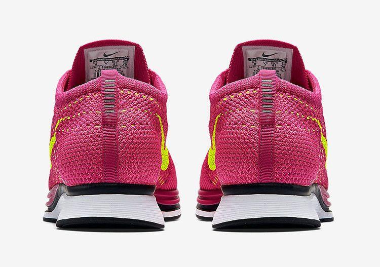 Men's Sneakers Nike Flyknit Racer 'Fireberry'