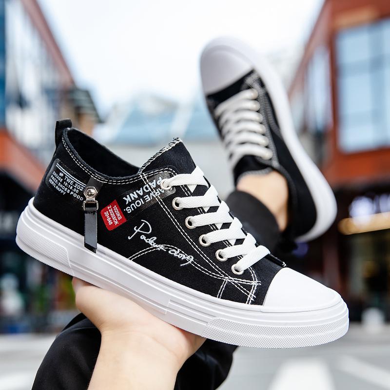 Весна 2025 года, новые мужские парусиновые туфли, модные уличные дышащие туфли для скейтбординга, мужская тканевая обувь, спортивная корейская версия, повседневная обувь