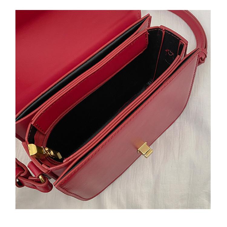 Ielgy Retro Underarm Bag Niche Texture All-Match Cross-Body Small Square Bag