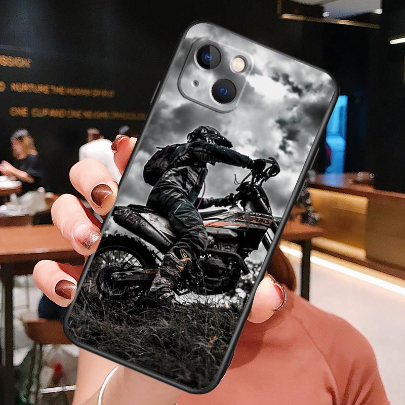Fashion Motorcycle Man Phone Case For iPhone 16 Pro Max 15 14 13 11 12 Pro Max Plus 12 13 Mini XR 16e Funda Cover