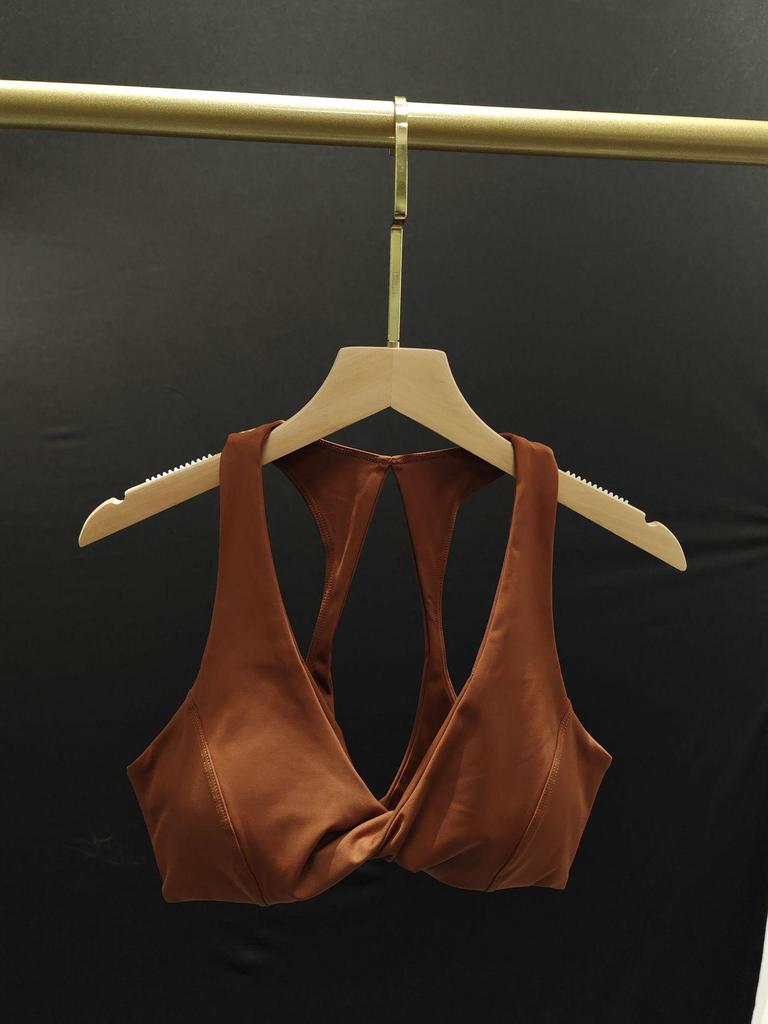 Женский костюм для йоги в европейском и американском стиле: Стильный спортивный топ для пилатеса с красивым дизайном спины