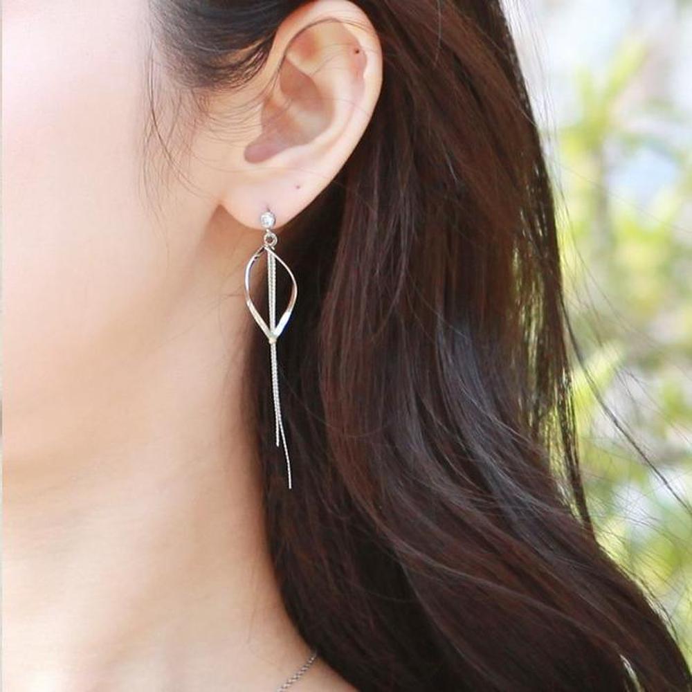 [Earneck Hands] Surgical Steel Breeze Earrings (S5632843)