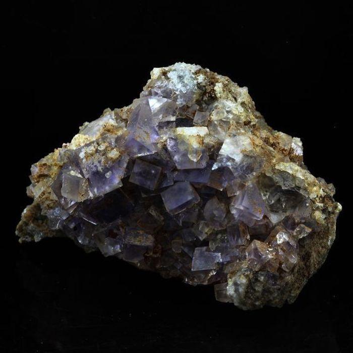 Pierres et Minéraux. Fluorite. 267.0 ct. La Cabaña, Berbes, Asturias, Espagne.