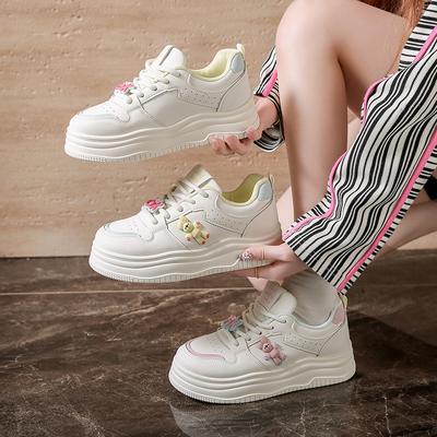 2025 весна маленькие белые туфли новая корейская версия ins женские студенческие туфли для увеличения роста на платформе спортивные туфли для доски повседневная обувь женская BW132