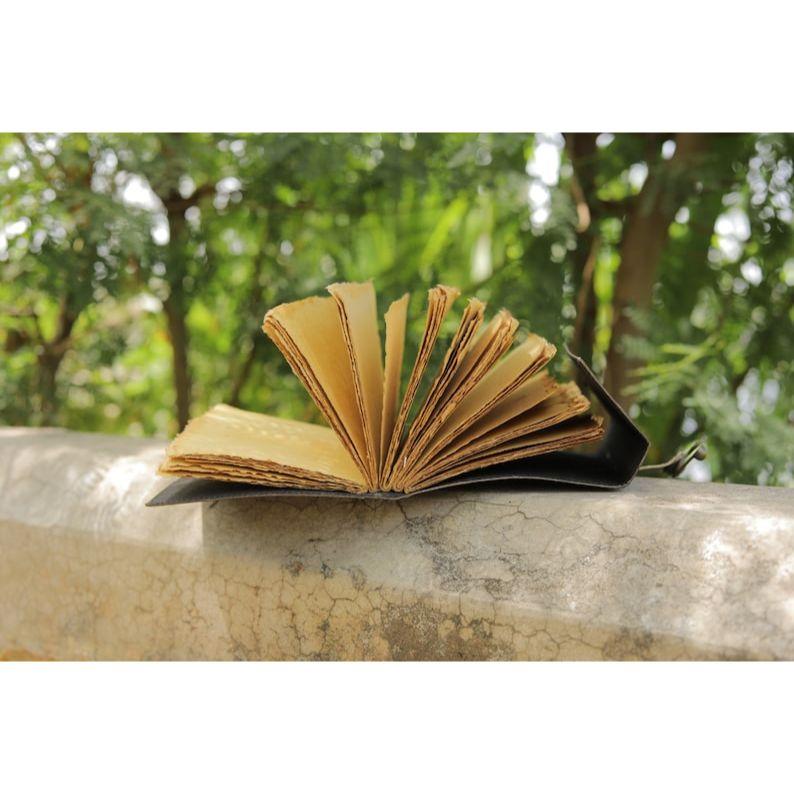 Кожаный журнал Книга заклинаний Тройной Луны Книга теней Гримуар Декл Край бумага Винтажный журнал