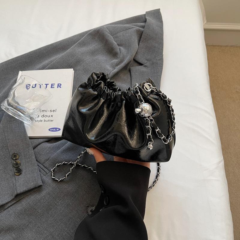 Модные однотонные женские сумки через плечо, летняя простая сумка-ведро с цепочкой, женский кошелек, сумка на одно плечо для поездок