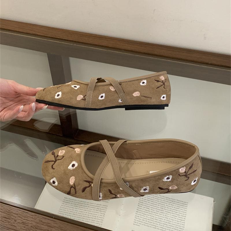 Novelty Suede Embroidery Ballet Flats Women Fashion Round Toe Soft Sole Elegant Mary Jane Shoes Comfort Outdoor Shoes