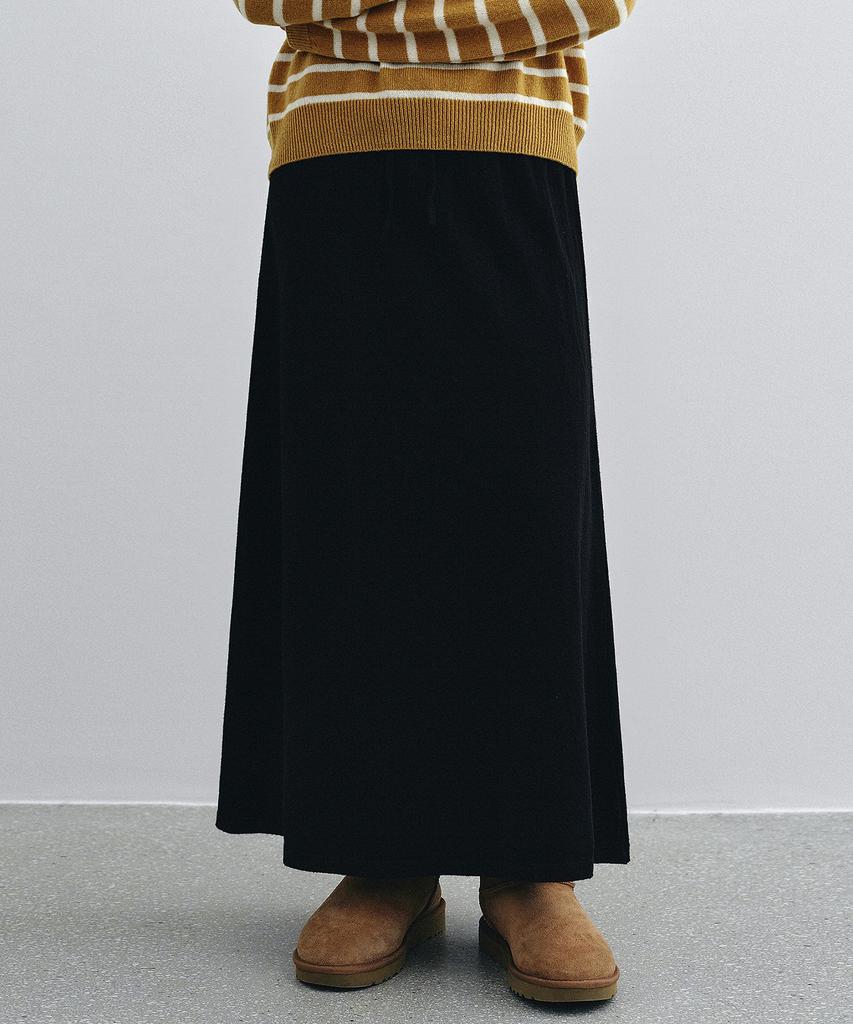 Roeil Flare Knit Long Skirt - Black