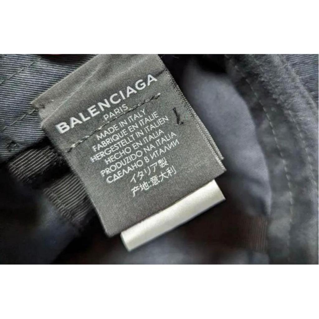Б/у Редкая старая кепка BALENCIAGA