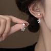Серебряные серьги-гвоздики со снежинками из циркона и жемчугом изысканный нишевый темперамент универсальные серьги серьги