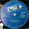 7-дюймовая пластинка INSTIGATORS Instigators Five O SHO15 Shuttle Records 1984 UK Регги Ска Даб Б/у