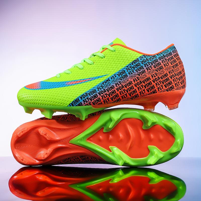 Новые мужские футбольные бутсы Легкие кроссовки Высококачественные футбольные бутсы Шипы для травы Высокие Нескользящие Матчевые Для зала Горячая распродажа Для улицы